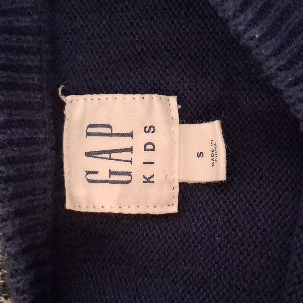 Boys Sweater Bundle. Size S/6-7 - Picture 7 of 10